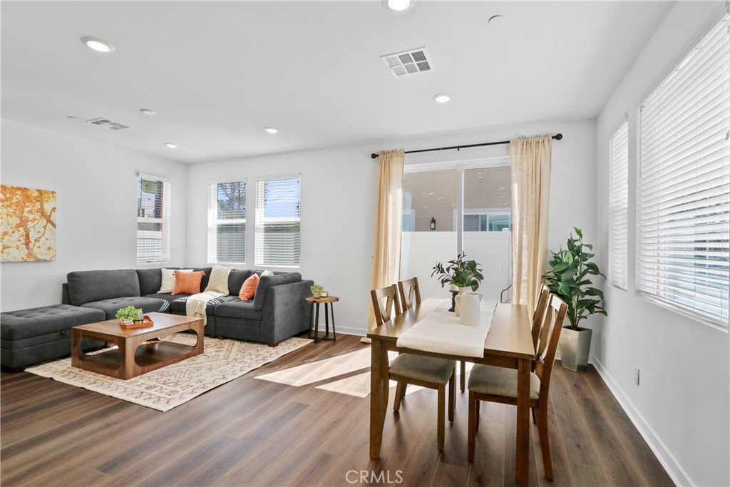 MLS #PV26059112 image #1