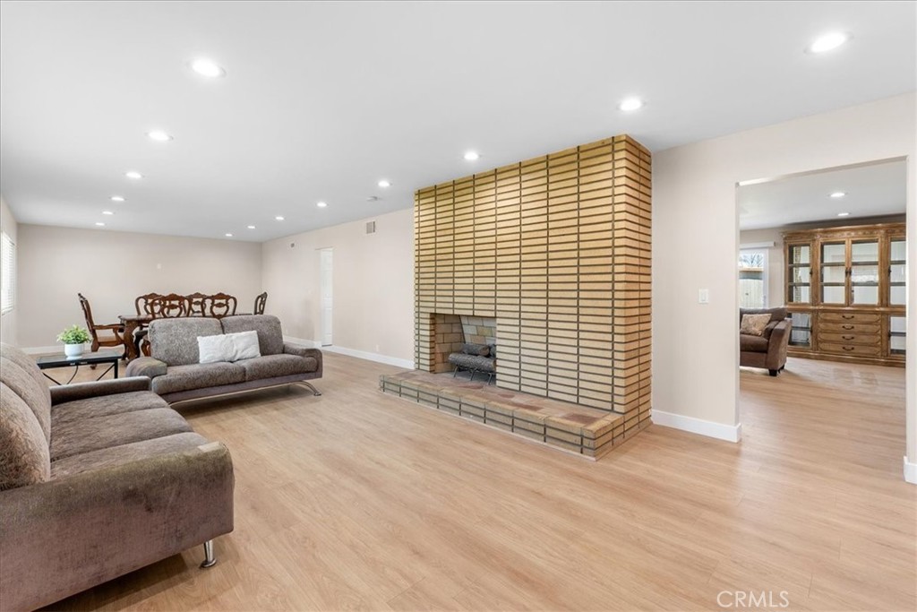 MLS #PV26066091 image #2