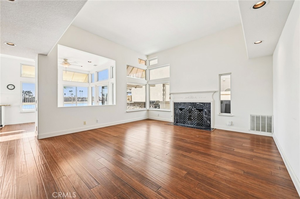 MLS #PW25219947 image #40