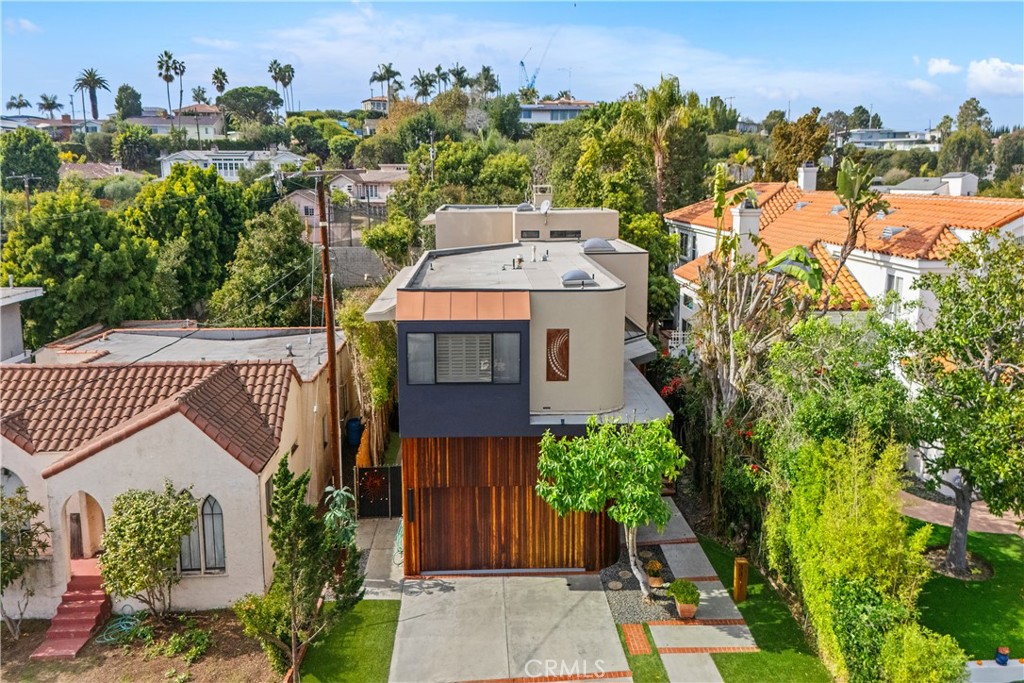 MLS #PW25273007 image #1