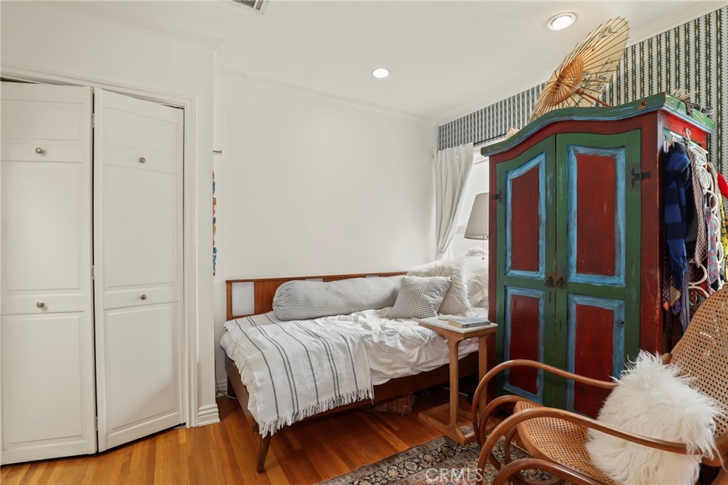 MLS #PW26050985 image #16