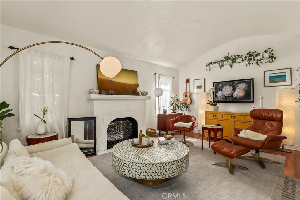 MLS #PW26050985 image #4