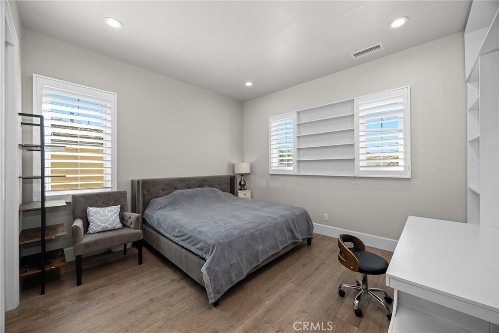 MLS #PW26054585 image #27