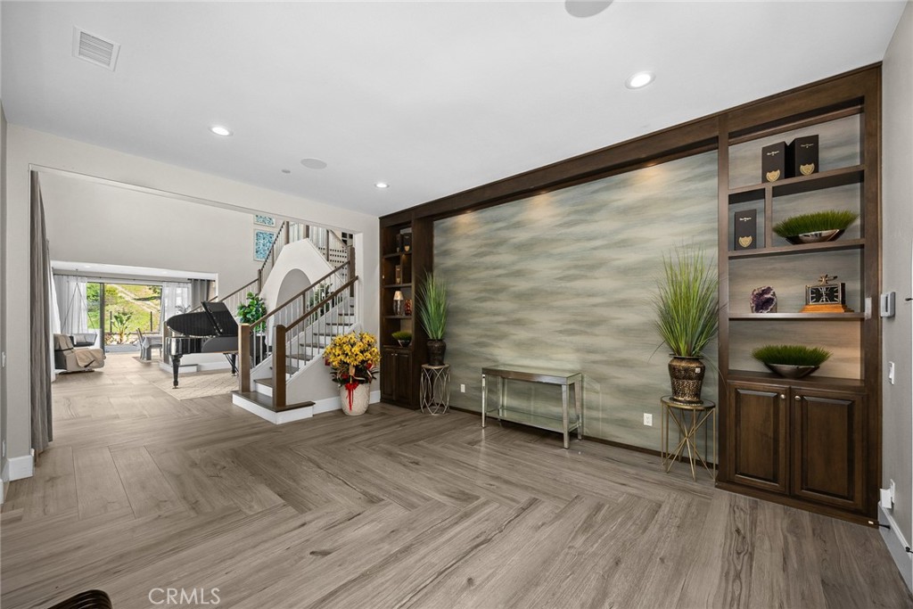 MLS #PW26054585 image #4