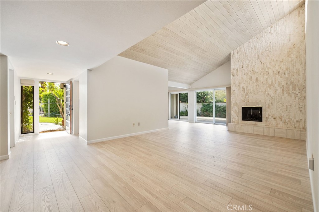 MLS #PW26055104 image #1