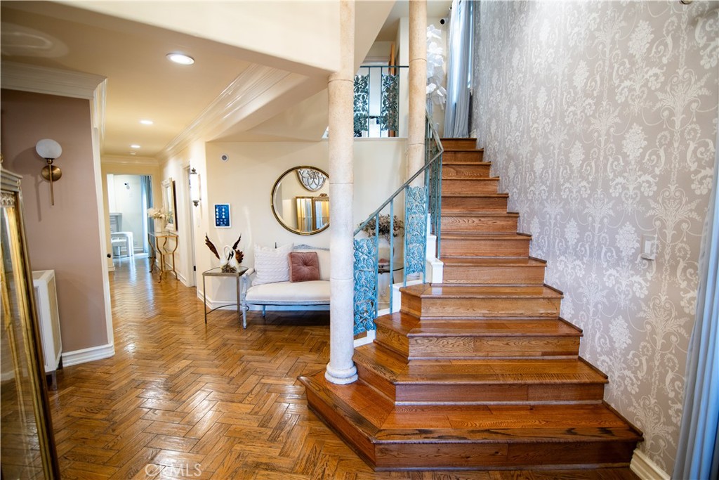 MLS #PW26056384 image #2