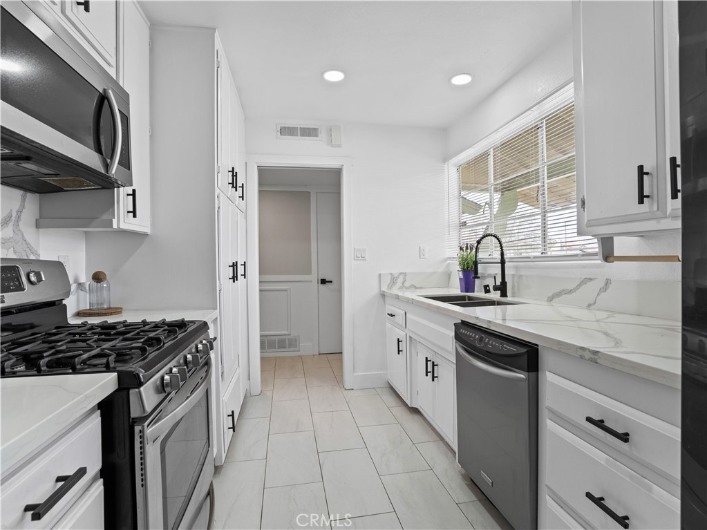 MLS #PW26058555 image #7