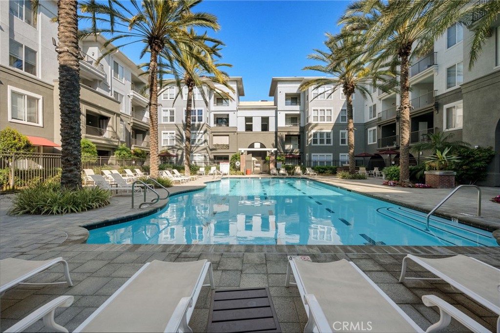 MLS #PW26073463 image #1