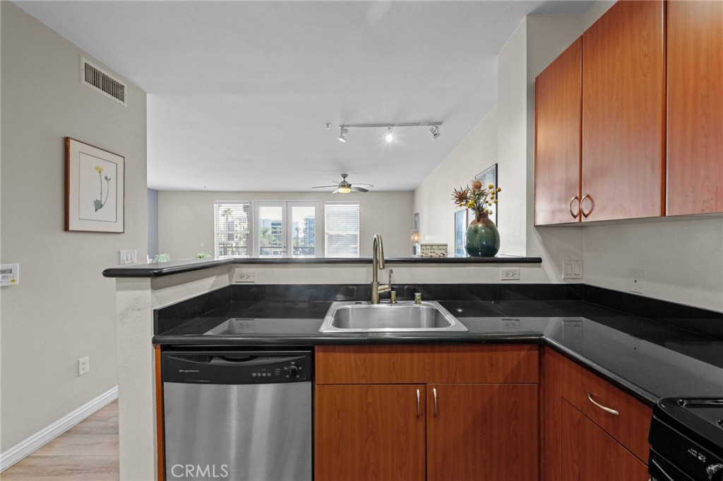 MLS #PW26073463 image #8