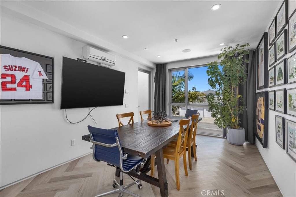 MLS #SB25082010 image #29