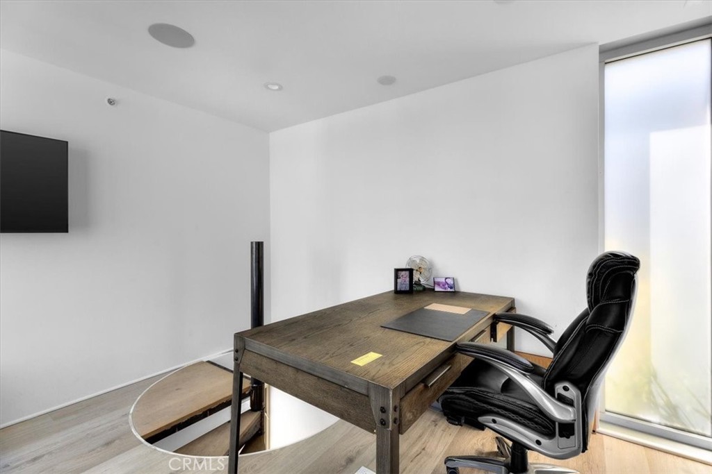 MLS #SB25082010 image #7