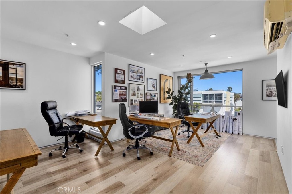 MLS #SB25082010 image #8