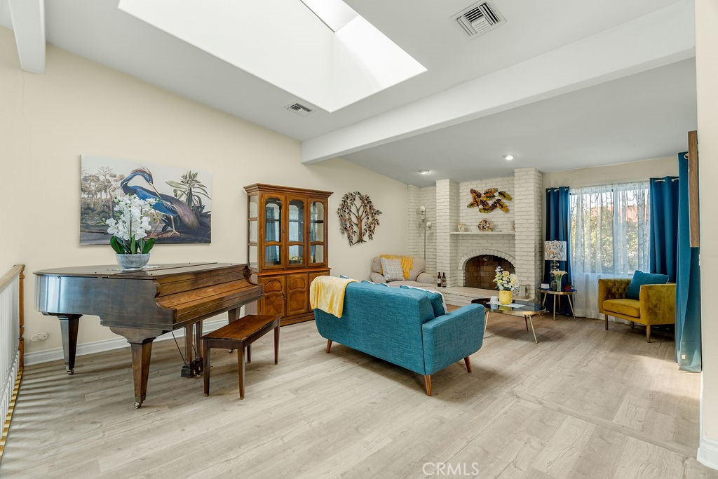 MLS #SB26048375 image #6