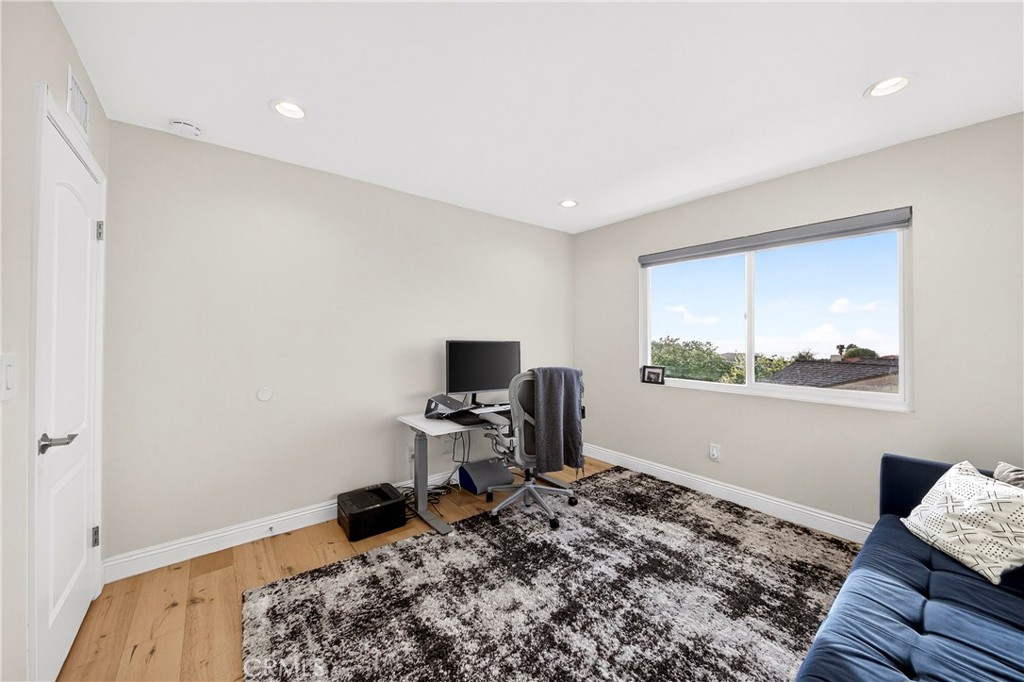 MLS #SB26051384 image #7