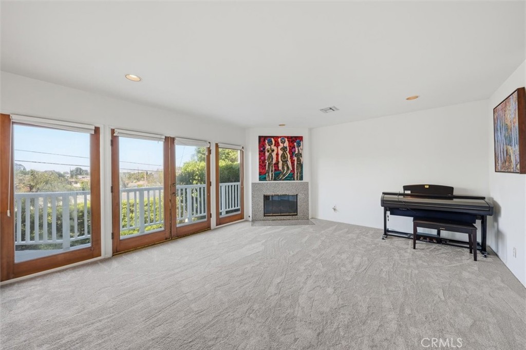 MLS #SB26055526 image #9