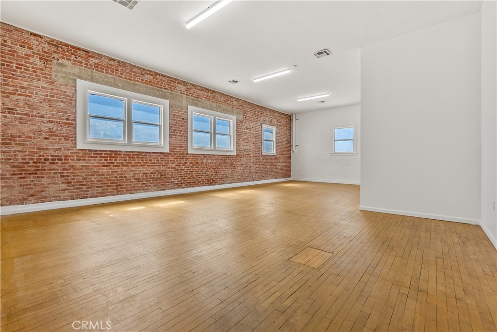 MLS #SB26061137 image #3