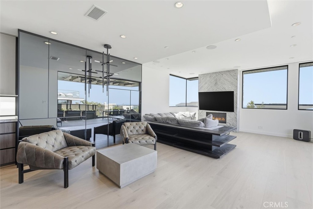 MLS #SB26064888 image #11