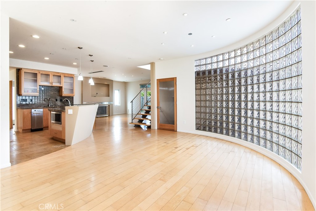 MLS #SB26069486 image #5