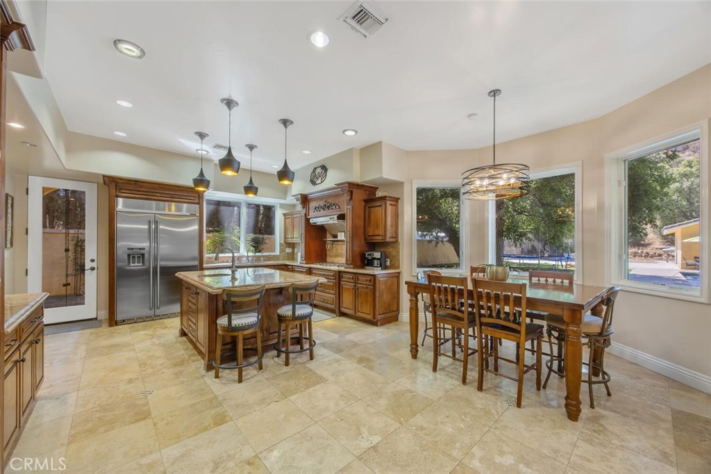 MLS #SR25192669 image #10