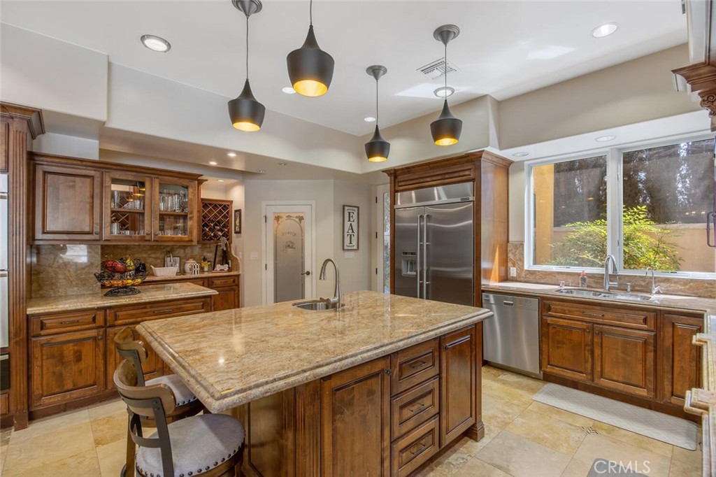 MLS #SR25192669 image #15