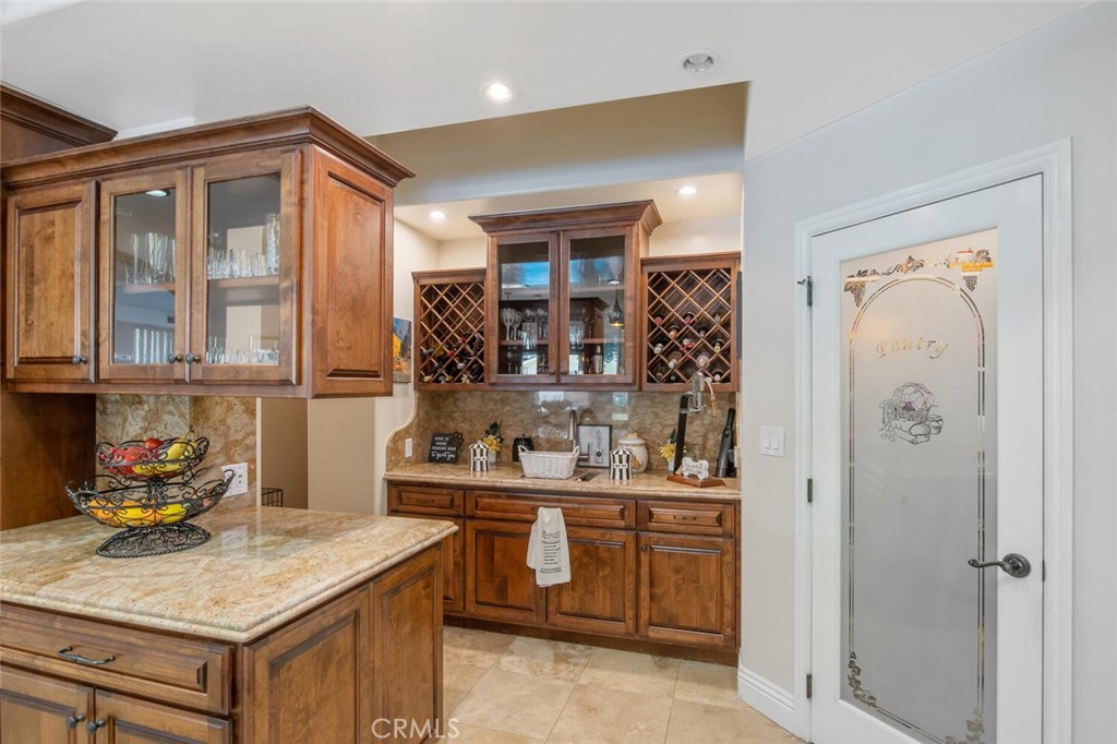 MLS #SR25192669 image #16