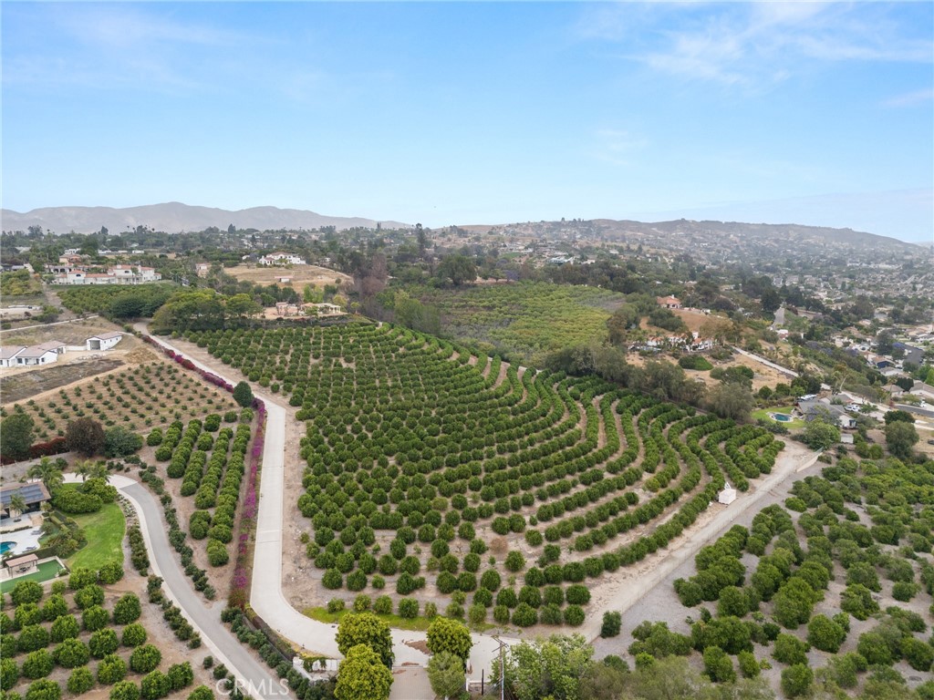 MLS #SR25192860 image #12