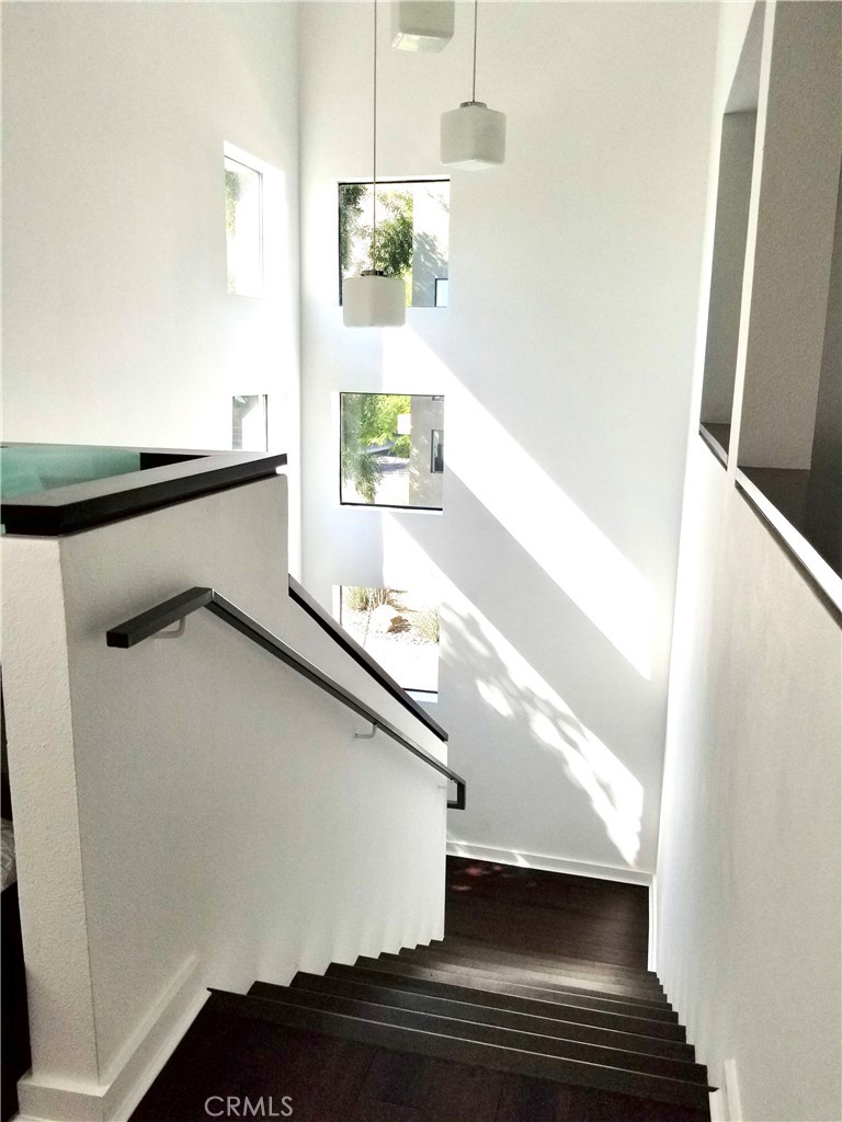 MLS #SR25240197 image #1