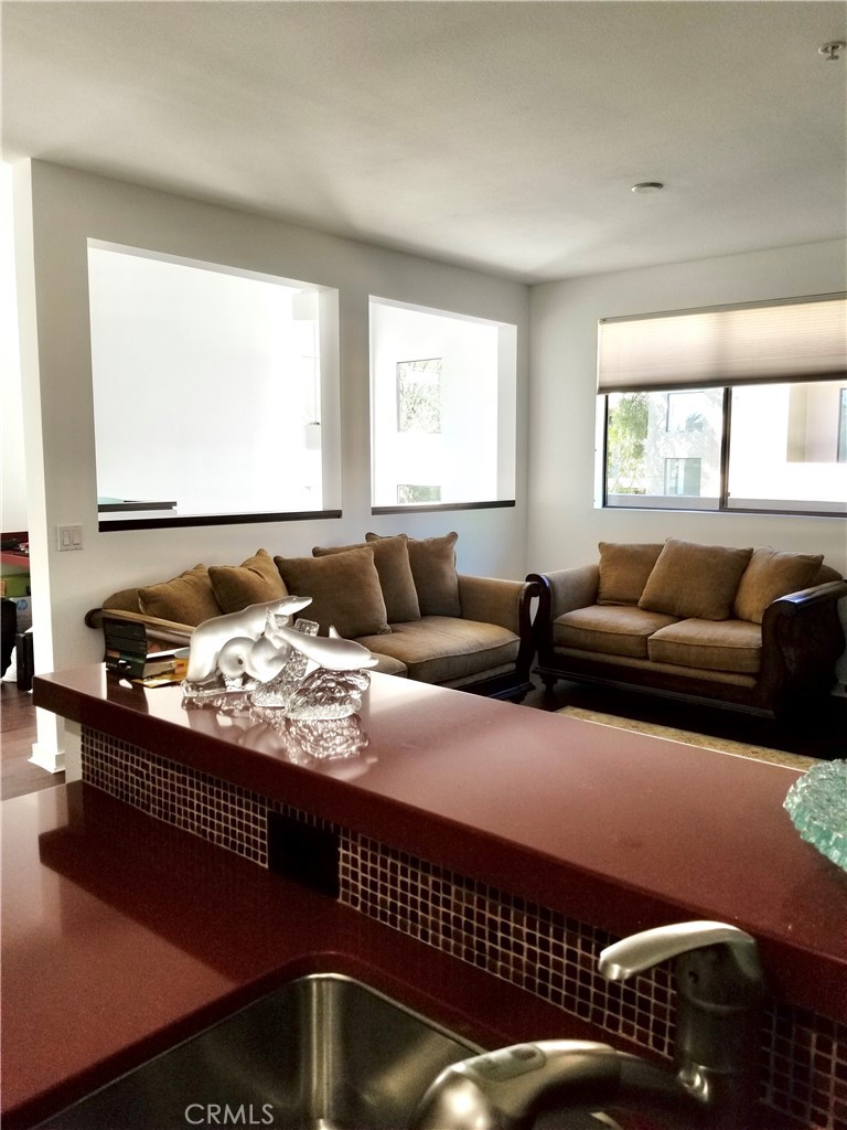 MLS #SR25240197 image #4