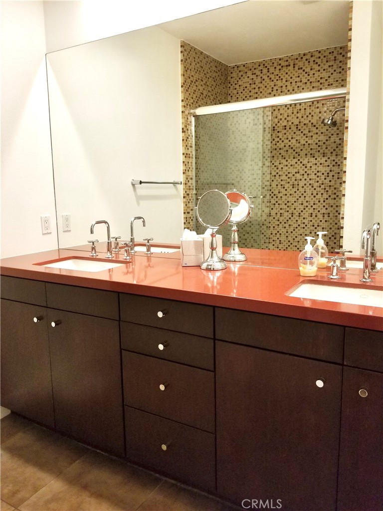 MLS #SR25240197 image #8