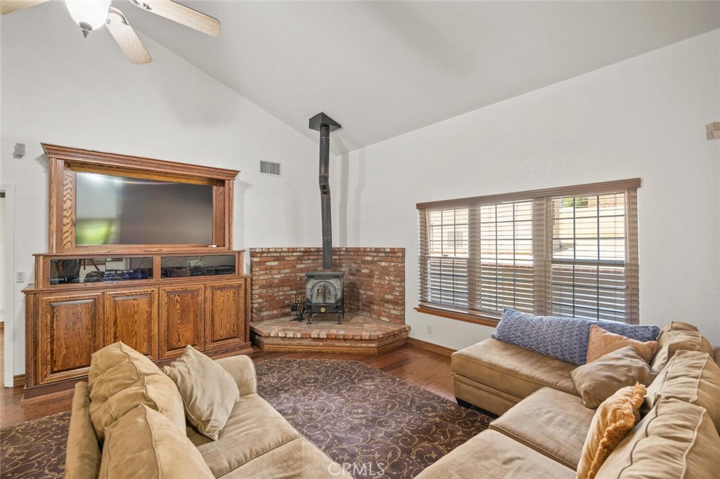 MLS #SR25248911 image #11