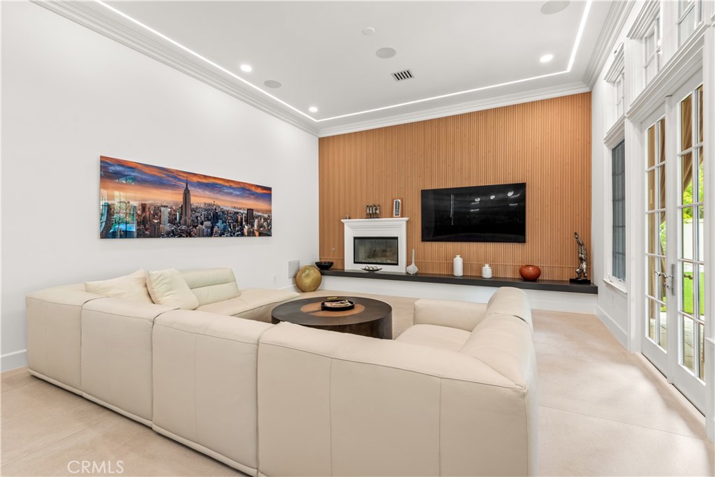 MLS #SR25270112 image #10