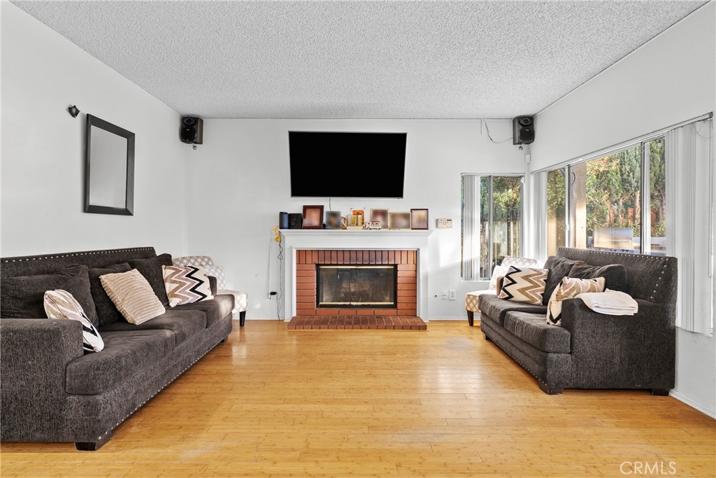 MLS #SR25270763 image #9