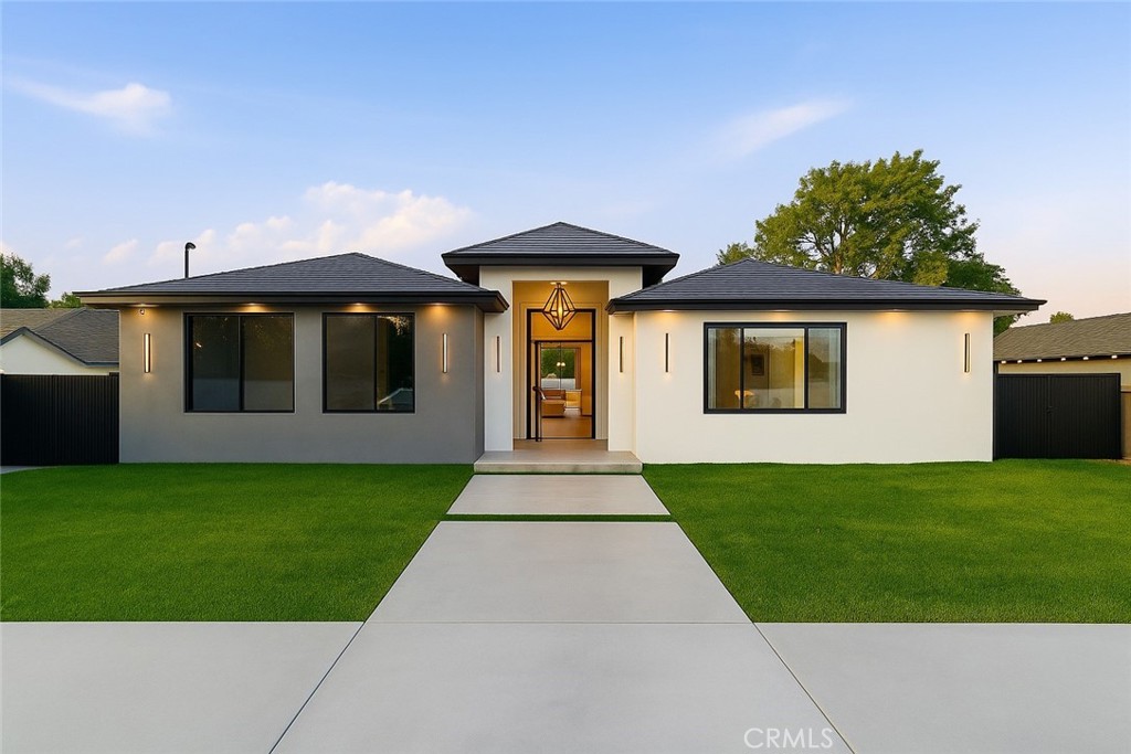 MLS #SR25277101 image #1