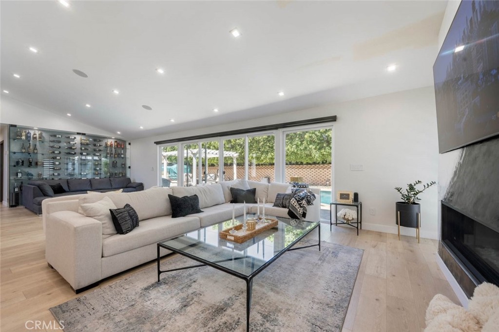 MLS #SR26008213 image #25