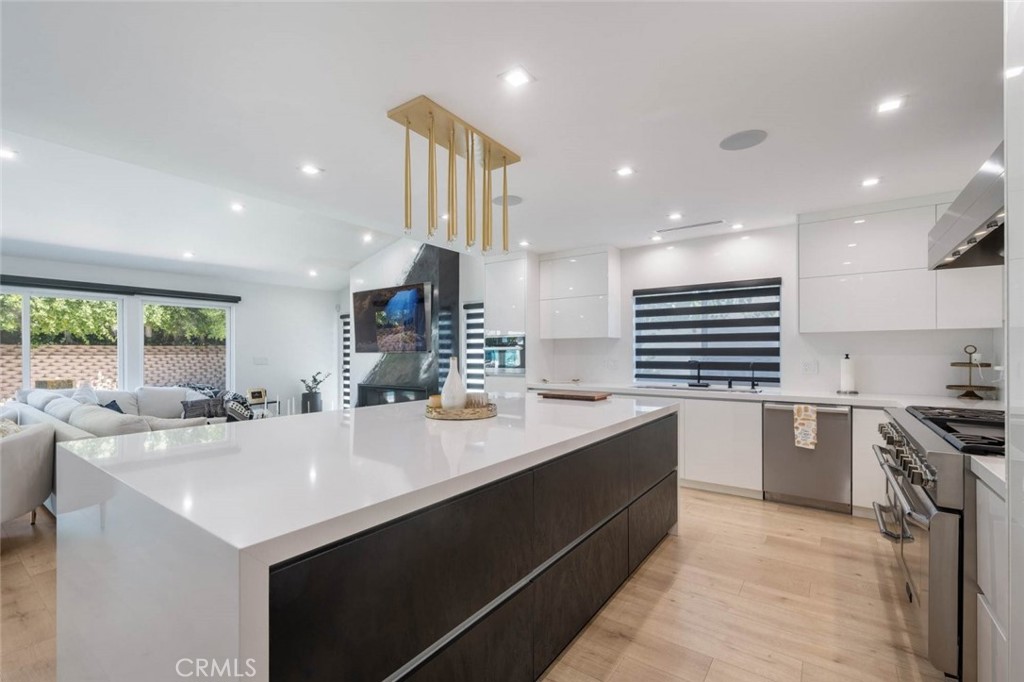 MLS #SR26008213 image #9