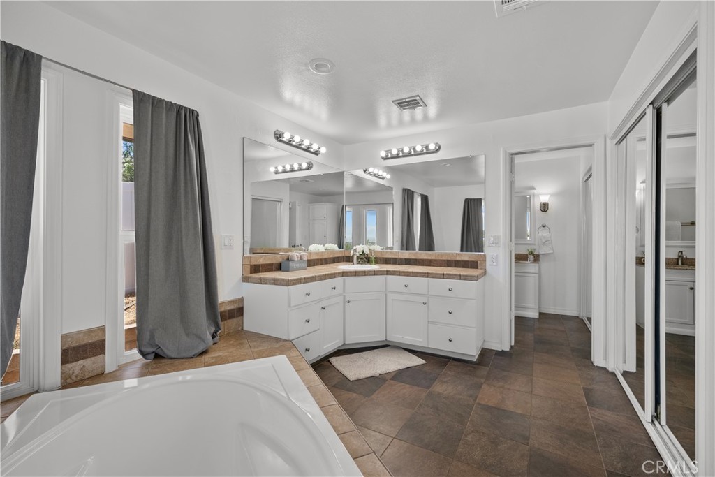 MLS #SR26013925 image #18