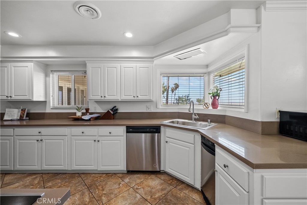 MLS #SR26013925 image #9