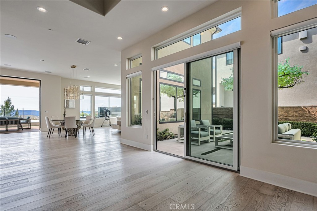 MLS #SR26023335 image #12