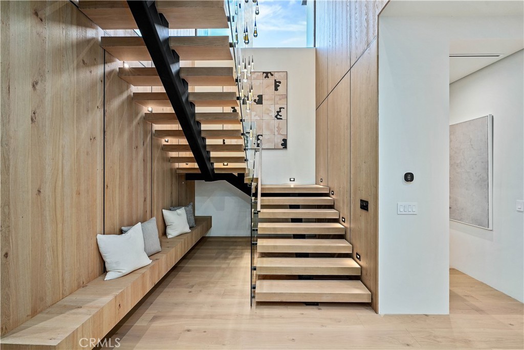 MLS #SR26025338 image #10