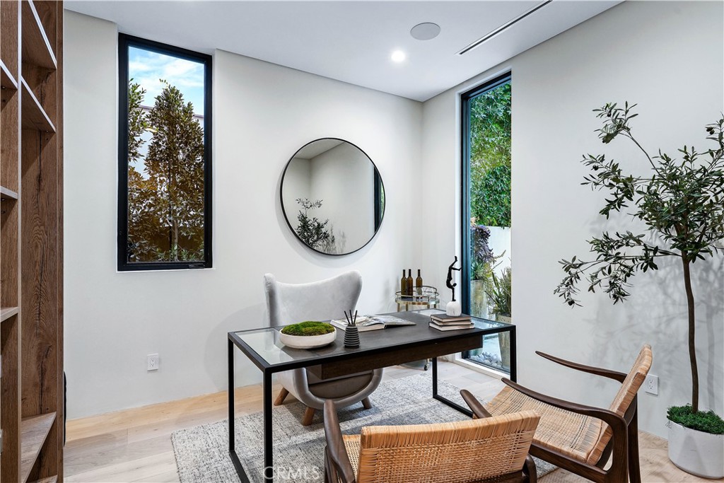 MLS #SR26025338 image #8