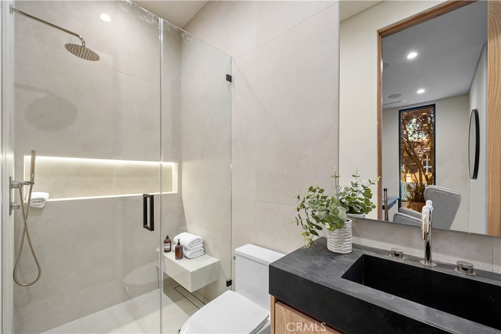 MLS #SR26025338 image #9