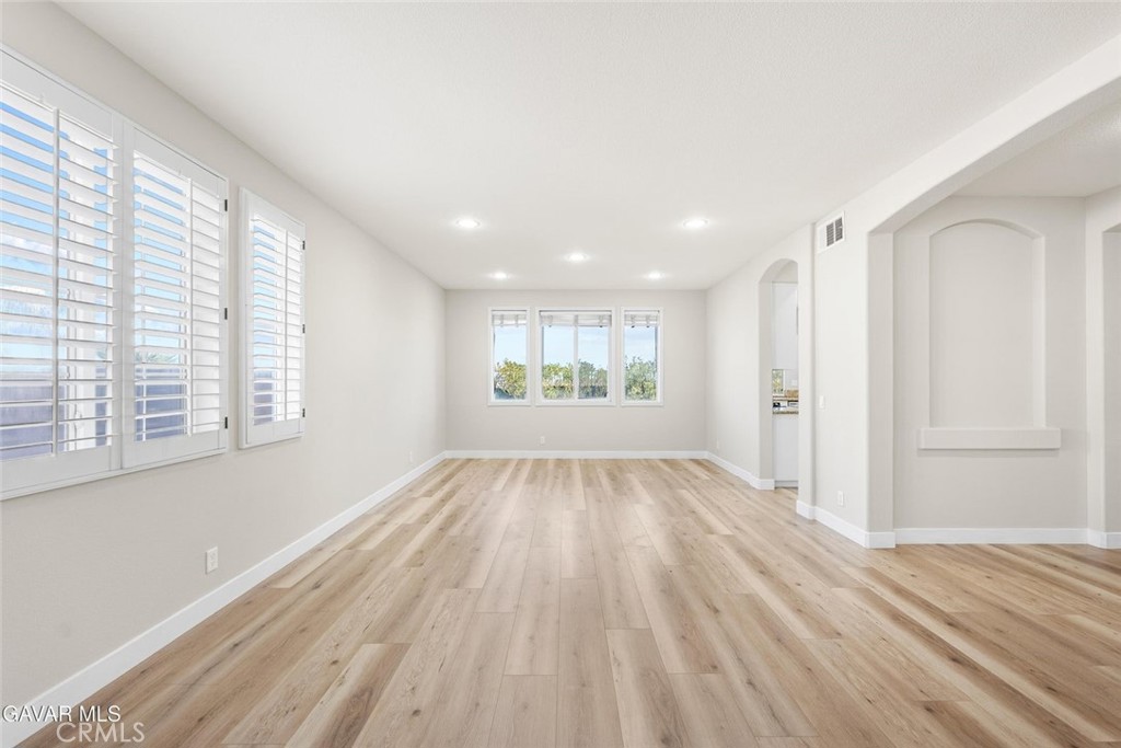 MLS #SR26045599 image #5