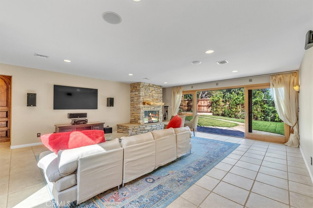 MLS #SR26046296 image #4