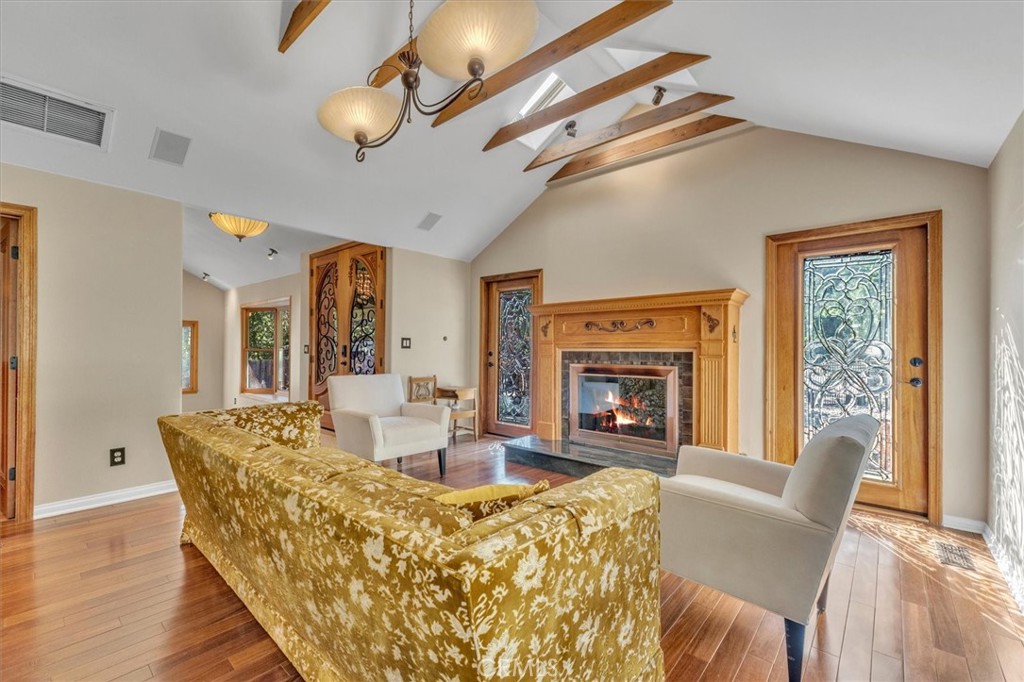 MLS #SR26046296 image #8