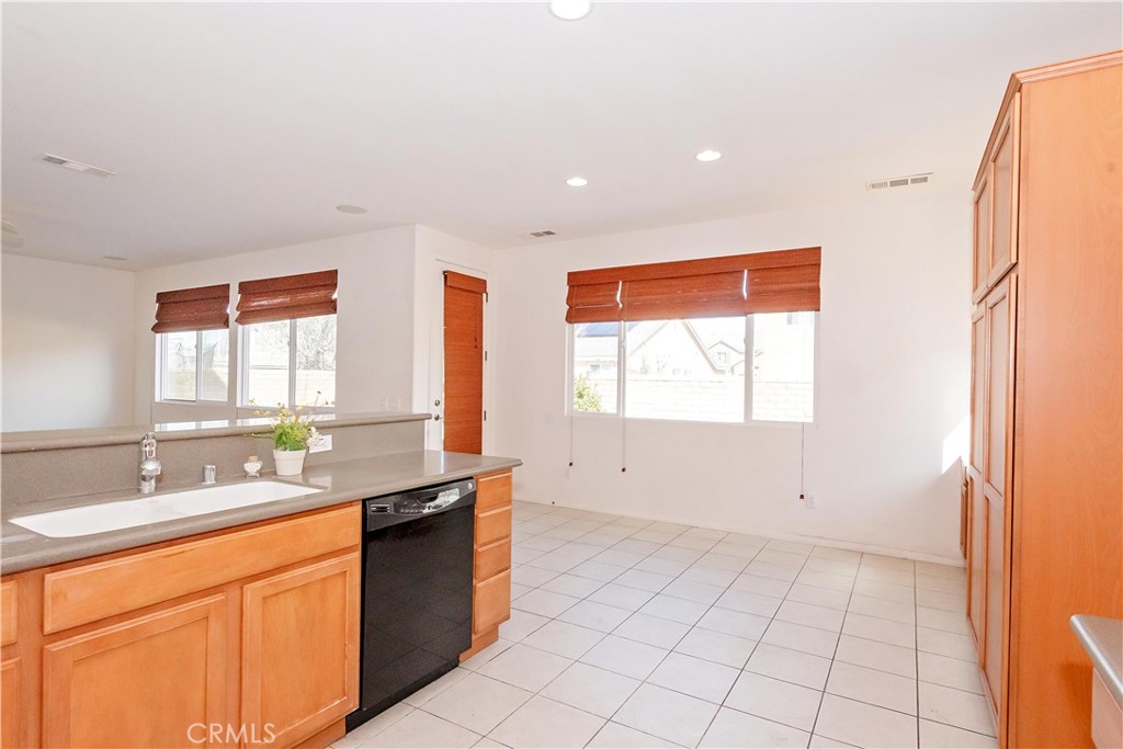 MLS #SR26050574 image #12