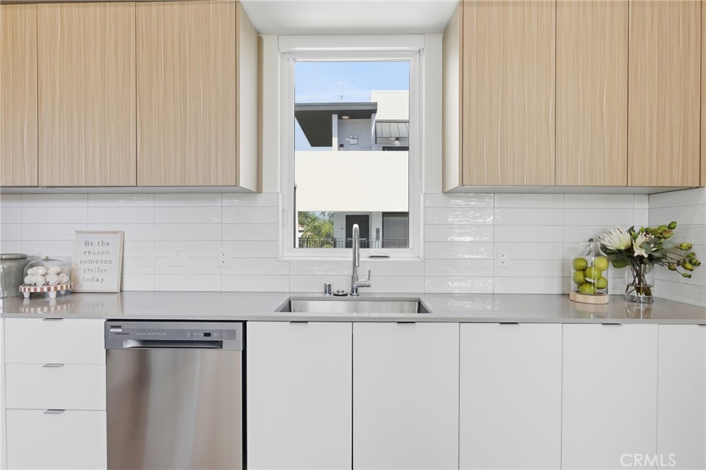 MLS #SR26051433 image #4