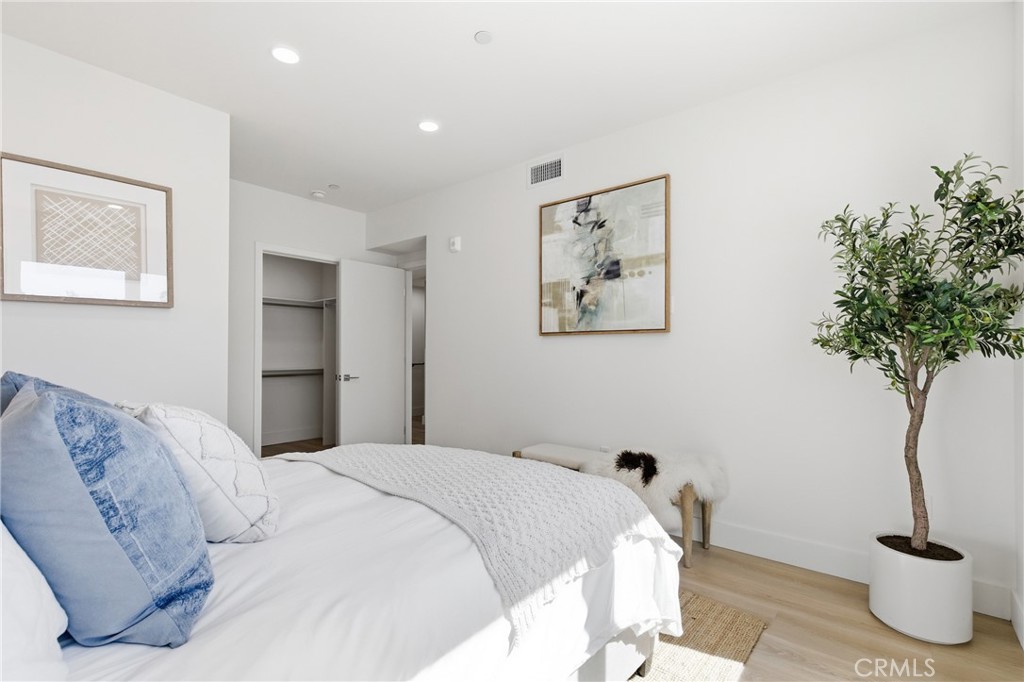 MLS #SR26051433 image #9