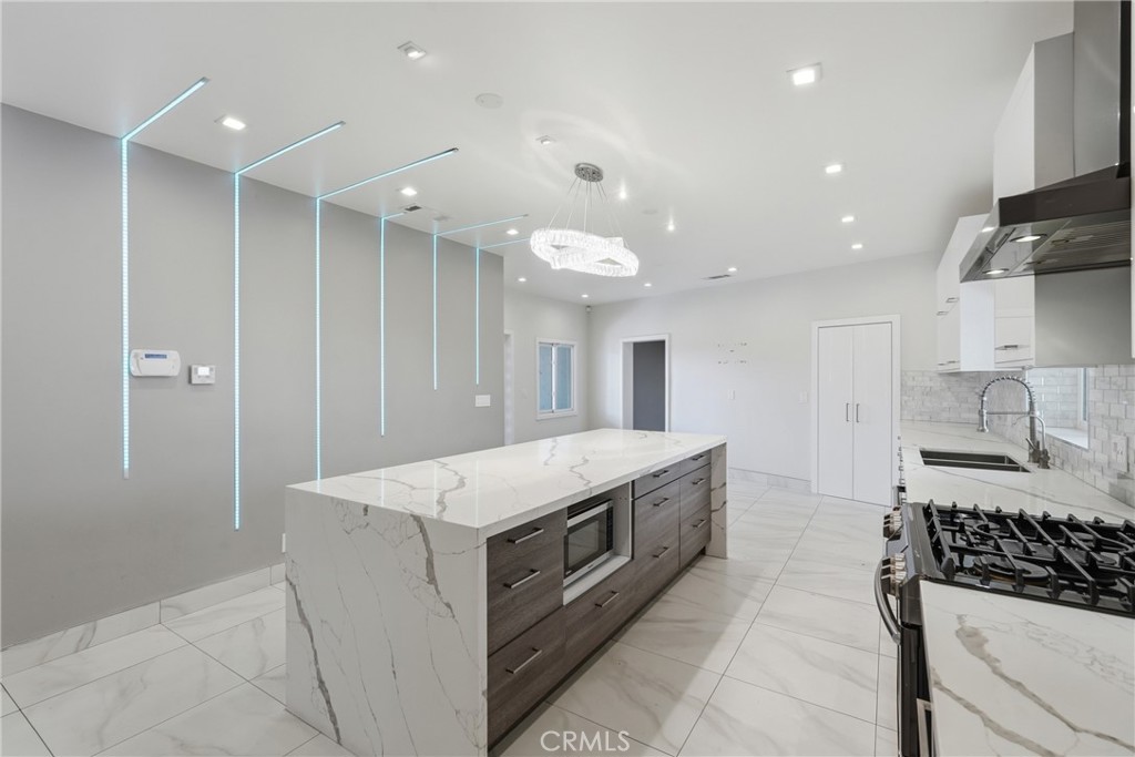 MLS #SR26051860 image #8