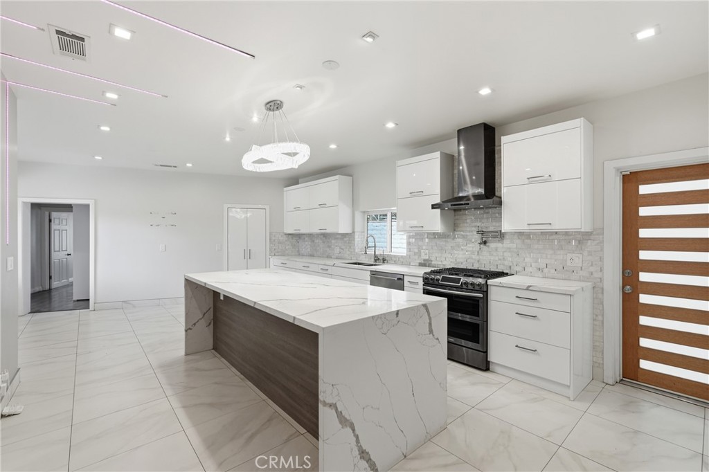 MLS #SR26051860 image #9