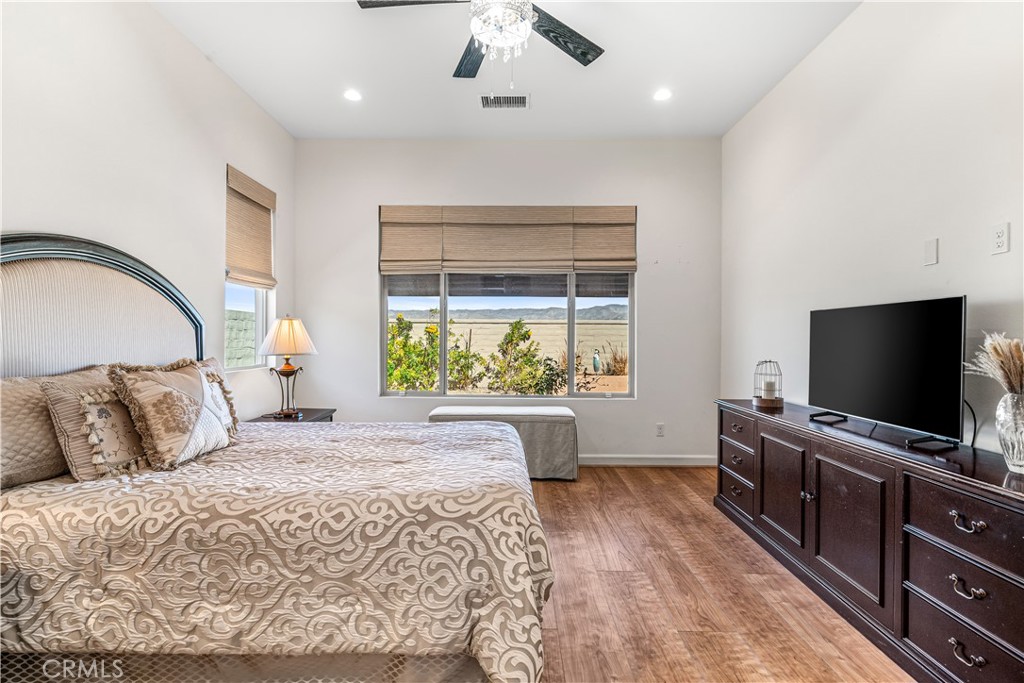 MLS #SR26052529 image #17